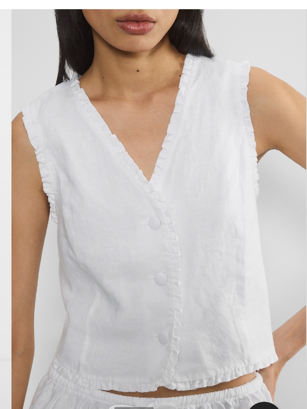 Aritzia wilfred Citrus Linen Blouse -White Sleeveless Ruffle-Trim Linen